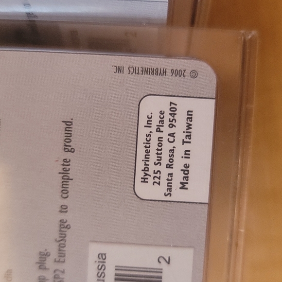 Grounded adapter plugs - Picture 5 of 5